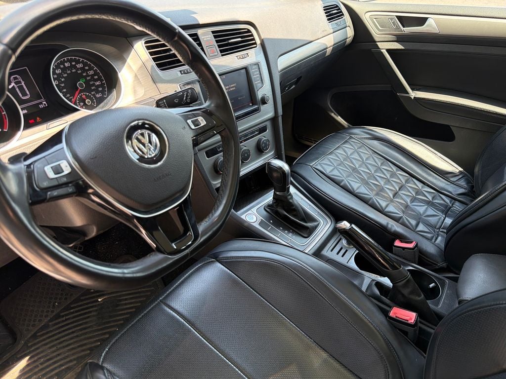 2016 Volkswagen Golf SportWagen SE
