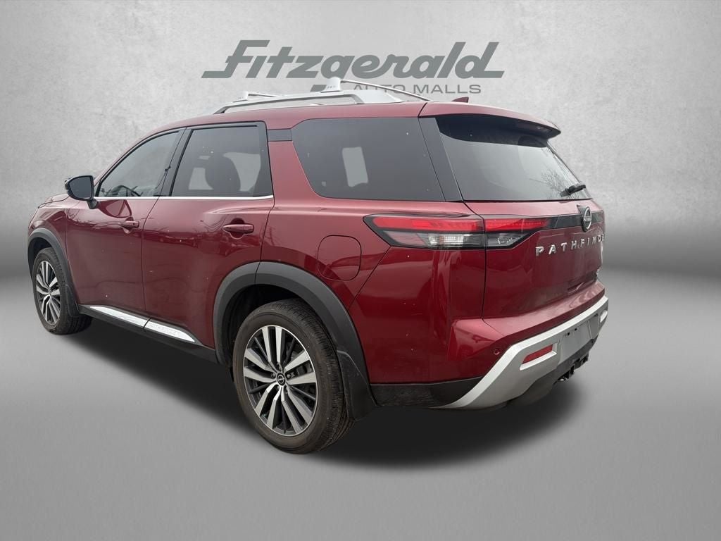 2022 Nissan Pathfinder Platinum