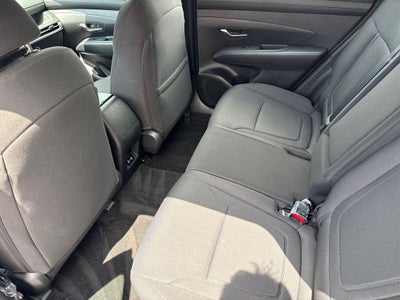 2025 Hyundai Tucson SE
