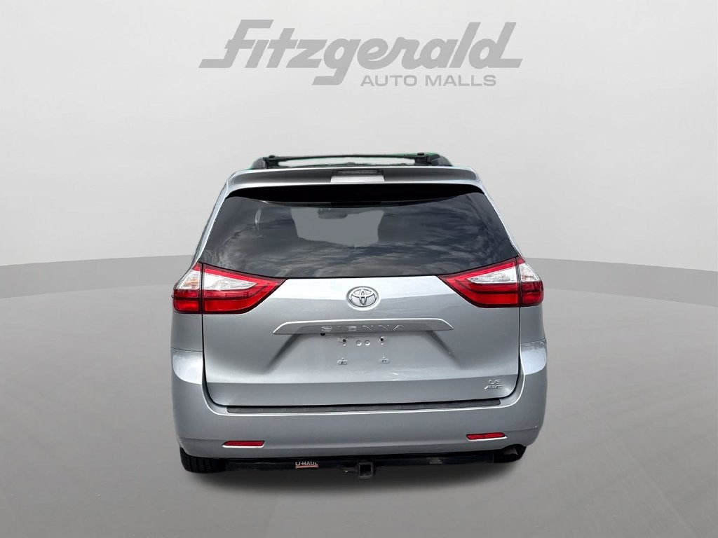 2015 Toyota Sienna LE 7 Passenger