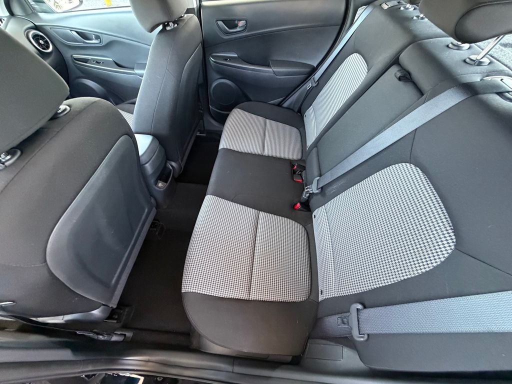 2023 Hyundai Kona SE