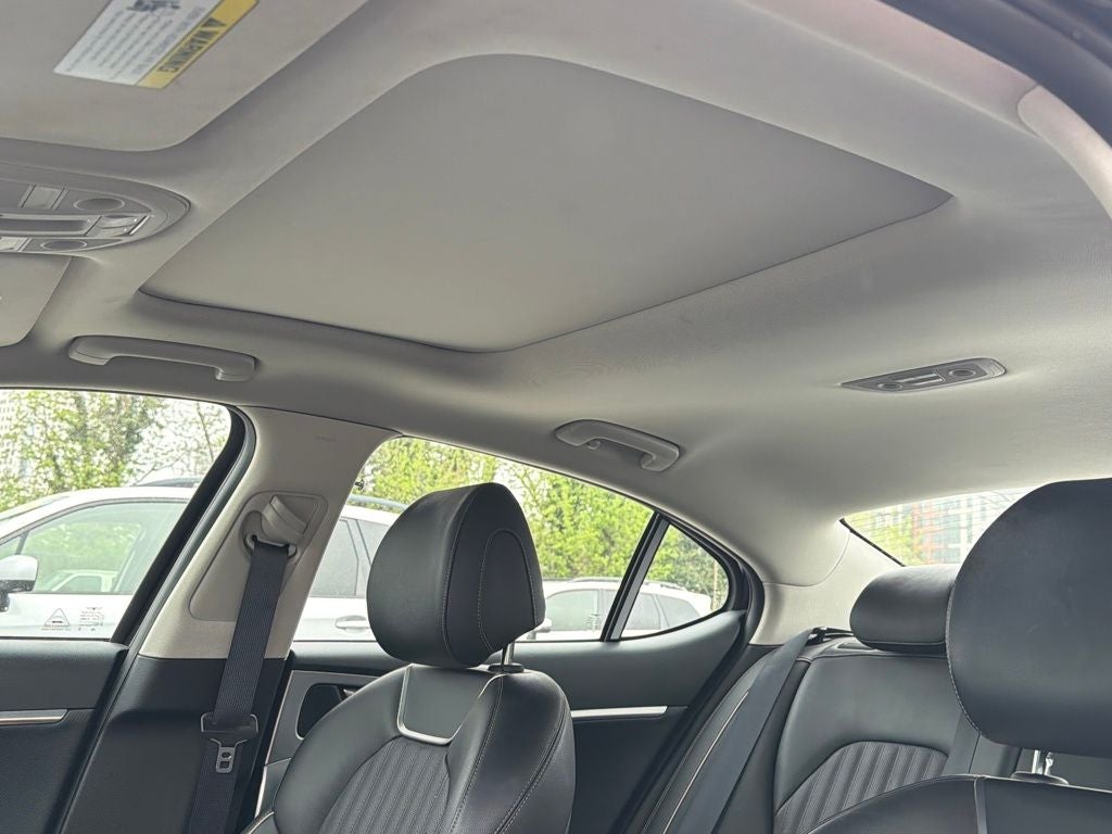 2021 Genesis G70 2.0T