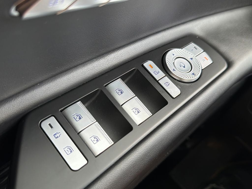 2025 Genesis GV80 2.5T