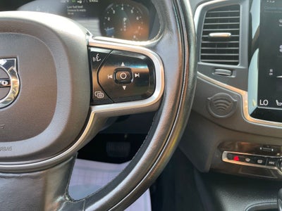 2019 Volvo XC90 T6 Momentum