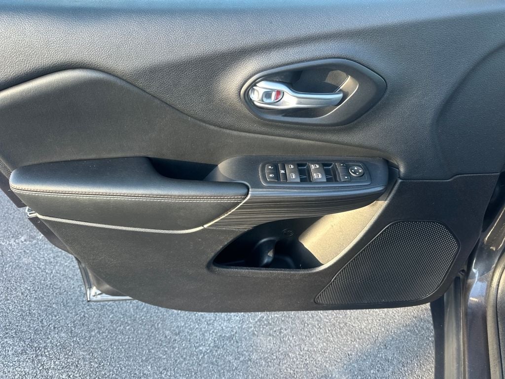 2016 Jeep Cherokee 75th Anniversary Edition