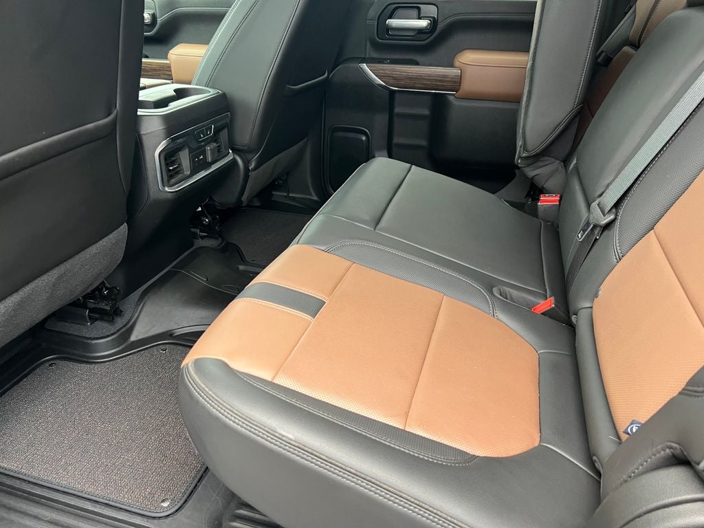 2021 Chevrolet Silverado High Country