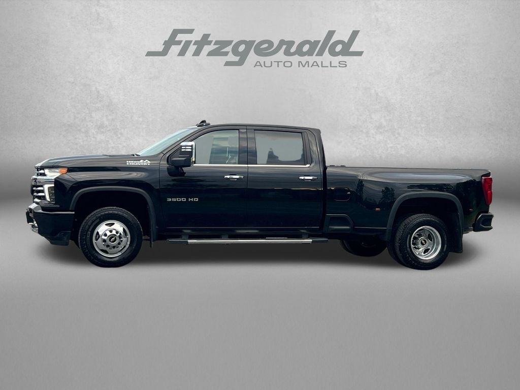 2021 Chevrolet Silverado High Country