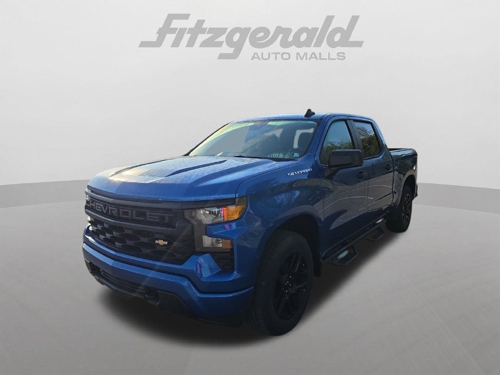 2022 Chevrolet Silverado Custom