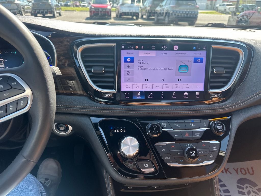 2023 Chrysler Pacifica Pinnacle