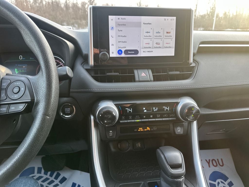 2024 Toyota RAV4 XLE