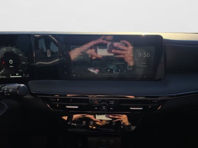 2025 Nissan Kicks MPV SR
