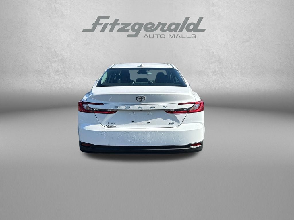 2025 Toyota CAMRY LE