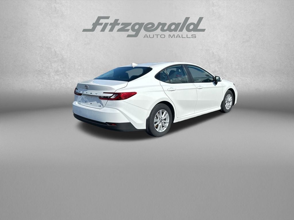 2025 Toyota CAMRY LE