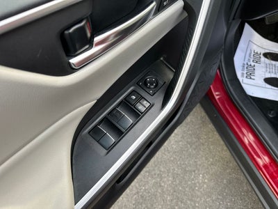 2021 Toyota RAV4 HYBRID XLE Premium