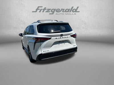 2026 Toyota Sienna Platinum 7 Passenger