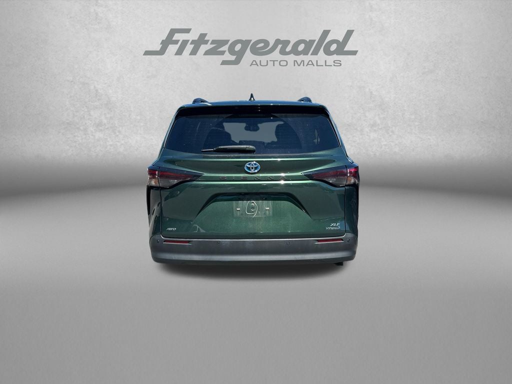 2023 Toyota Sienna XLE 7 Passenger