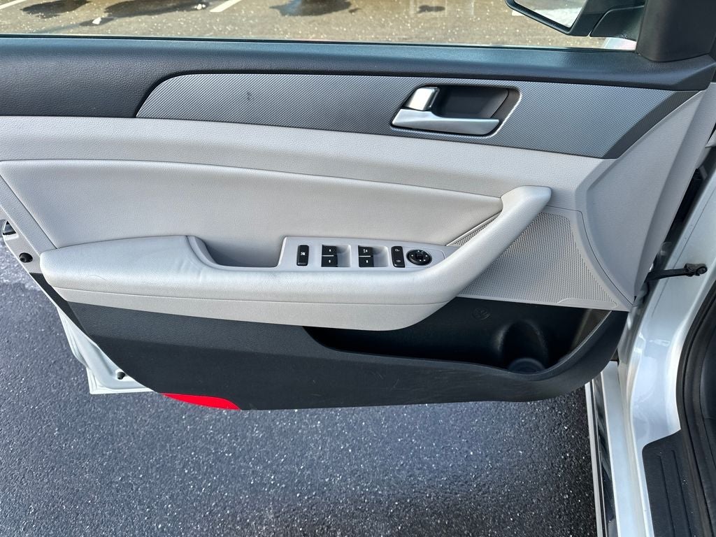 2016 Hyundai Sonata Hybrid SE