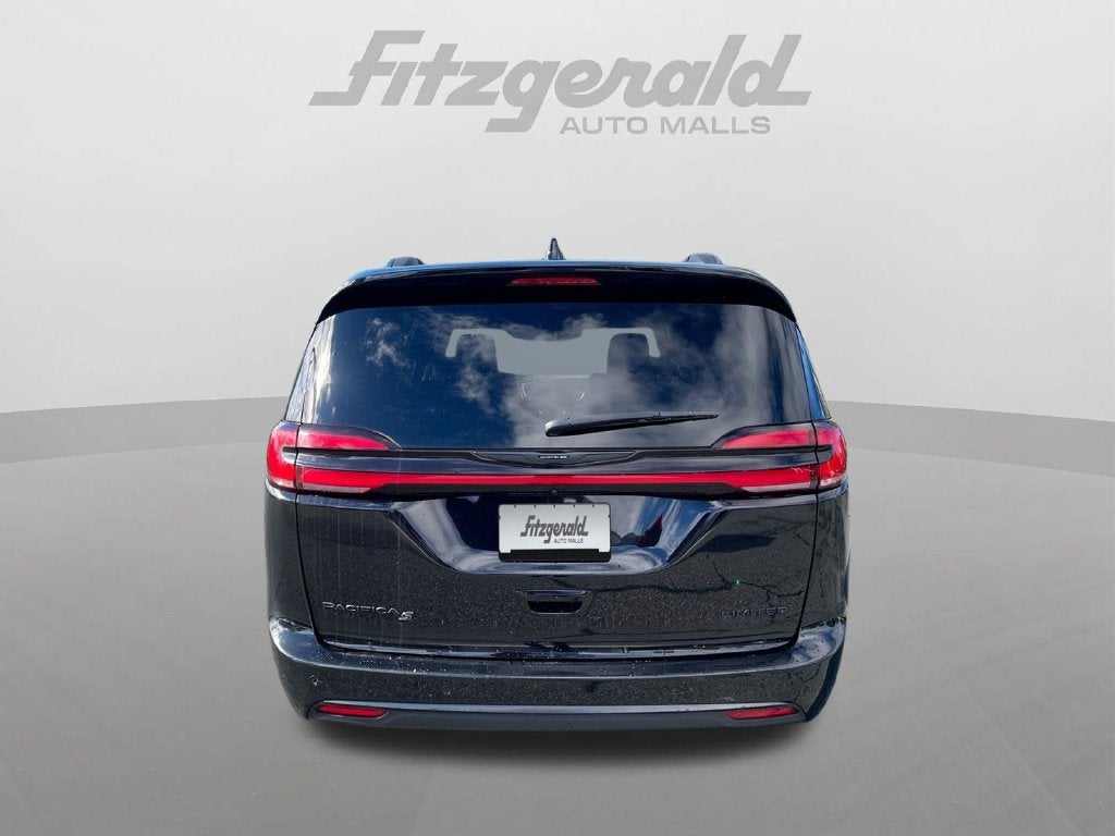 2025 Chrysler Pacifica Limited
