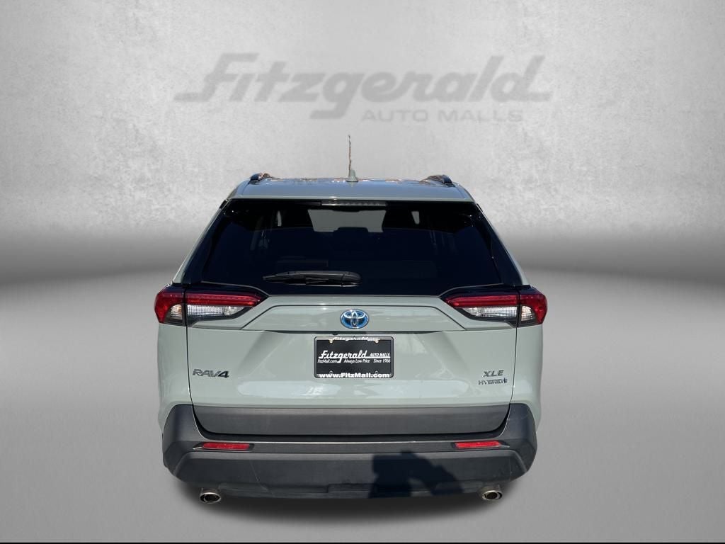 2021 Toyota RAV4 Hybrid XLE