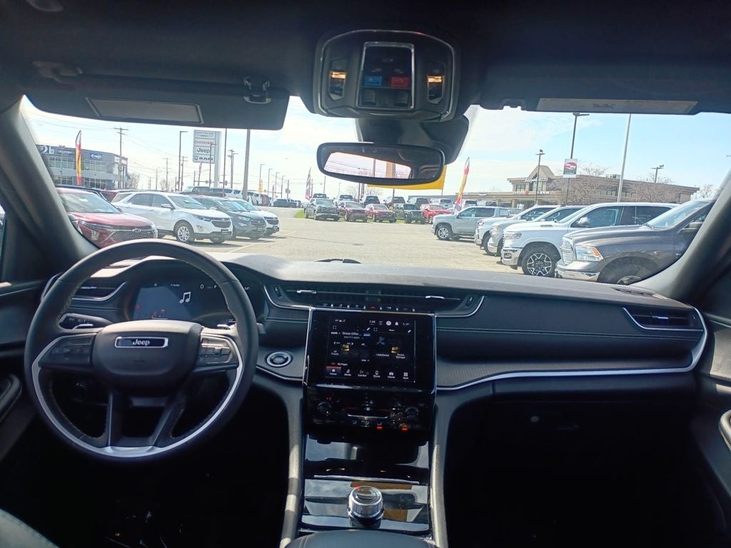 2023 Jeep Grand Cherokee L Altitude 4x4