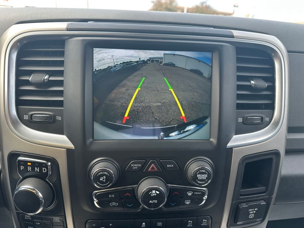 2018 RAM 1500 Big Horn Crew Cab 4x4 5'7' Box