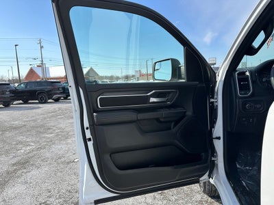 2025 RAM 1500 Big Horn Crew Cab 4x4 5'7' Box