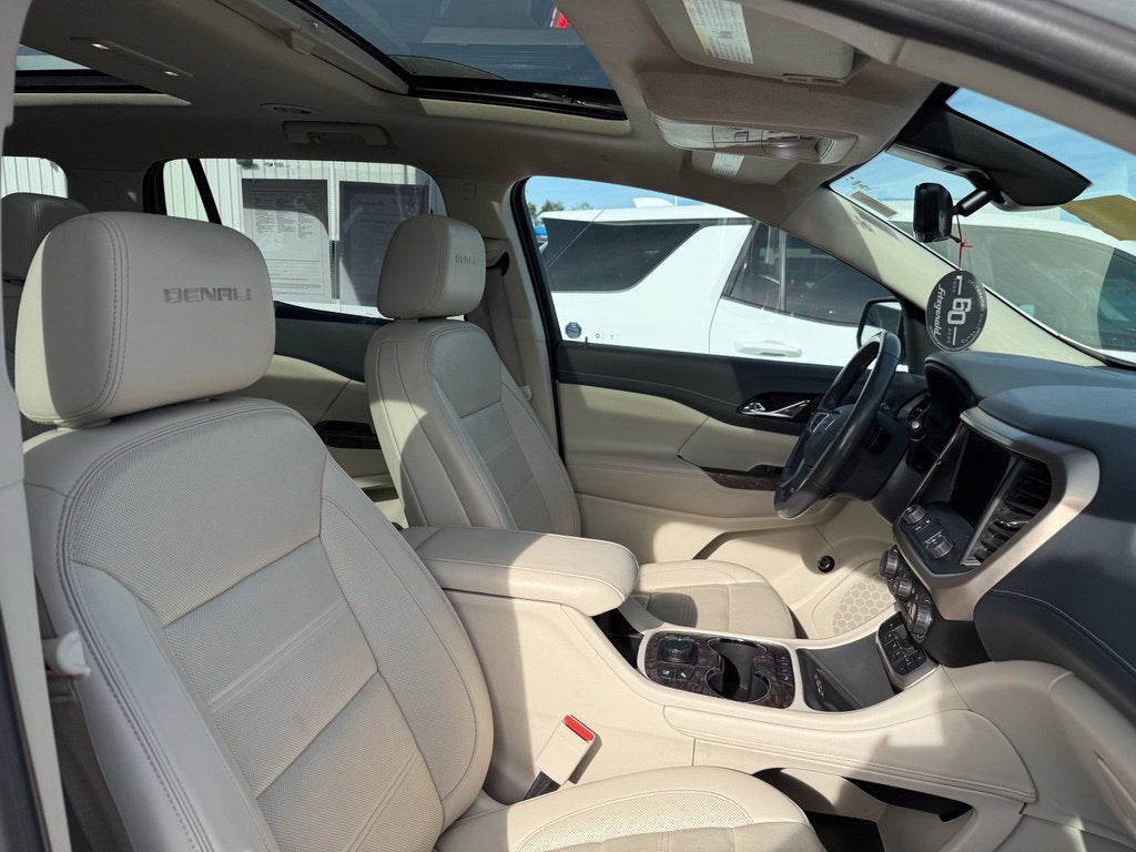 2020 GMC Acadia AWD Denali