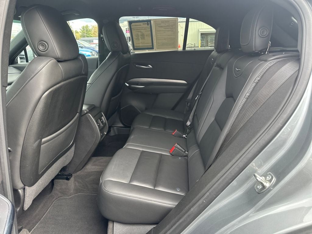 2024 Cadillac XT4 AWD Premium Luxury