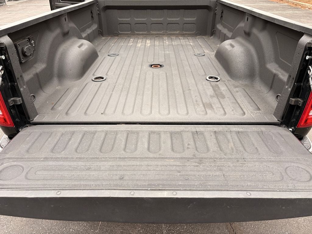 2024 RAM 3500 Laramie Crew Cab 4x4 8' Box