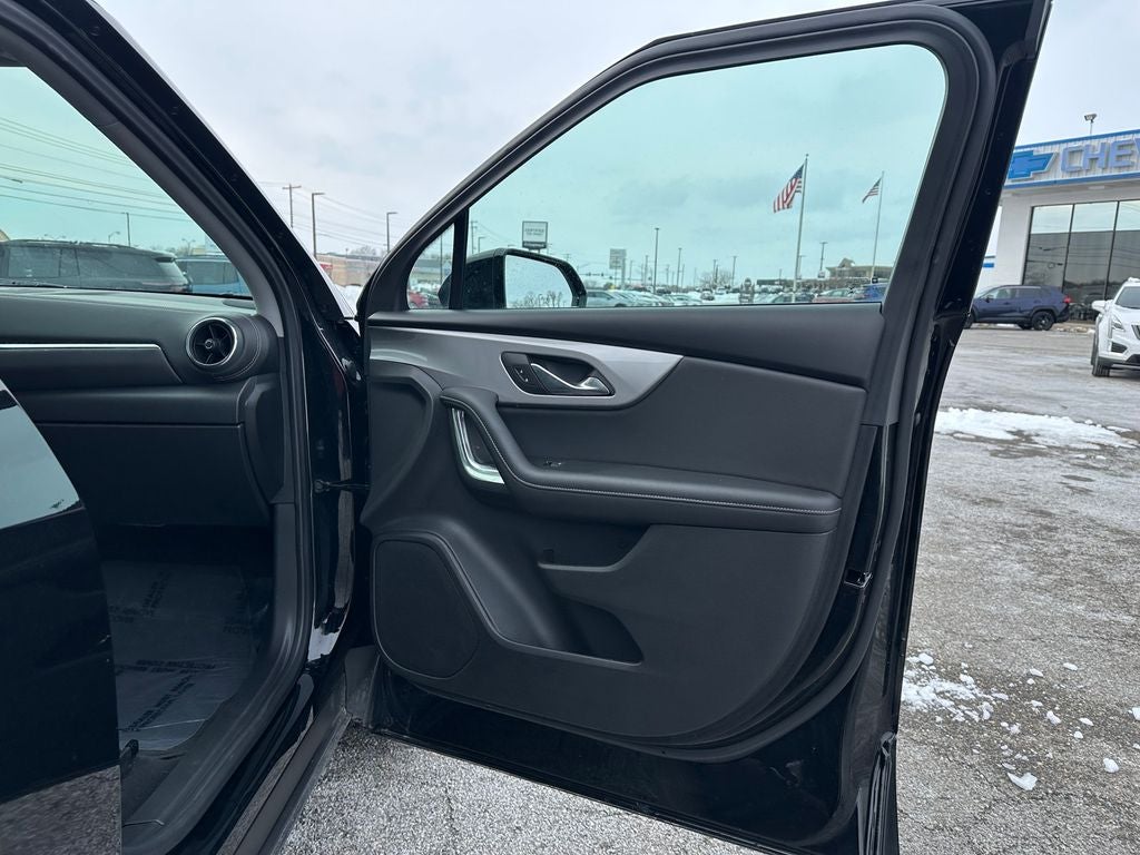 2025 Chevrolet Blazer LT