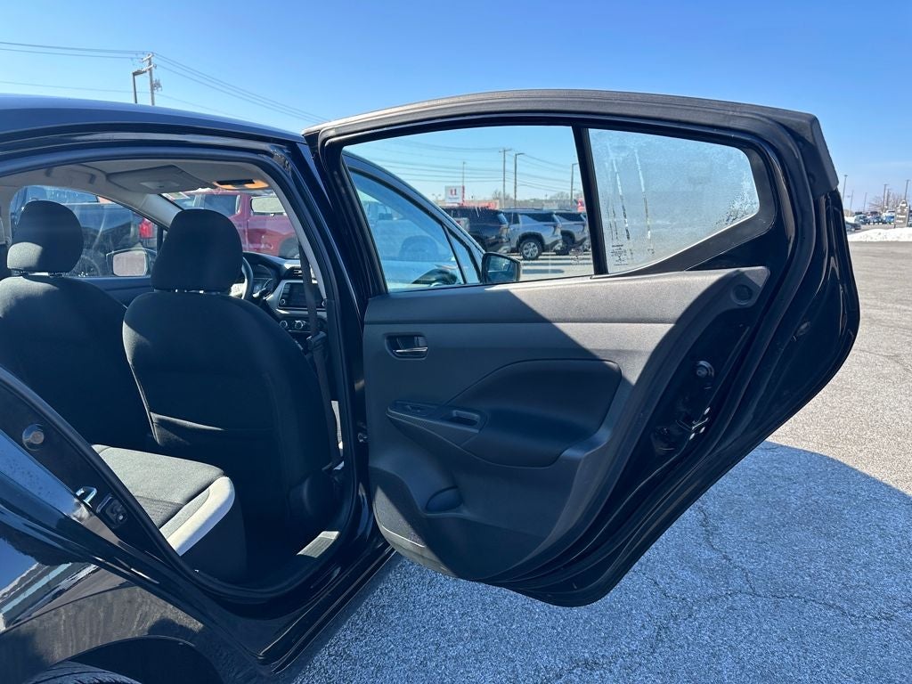 2022 Nissan Versa 1.6 SV