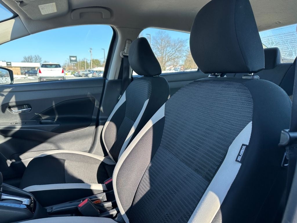 2022 Nissan Versa 1.6 SV