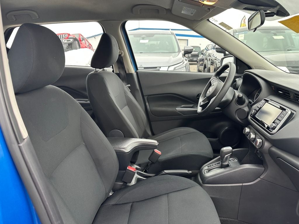 2024 Nissan Kicks S Xtronic CVT