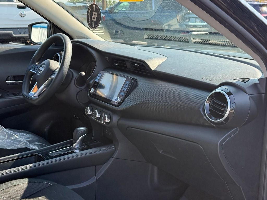 2023 Nissan Kicks SV Xtronic CVT