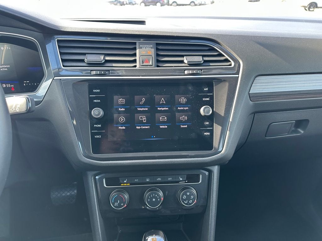 2024 Volkswagen Tiguan 2.0T Wolfsburg Edition