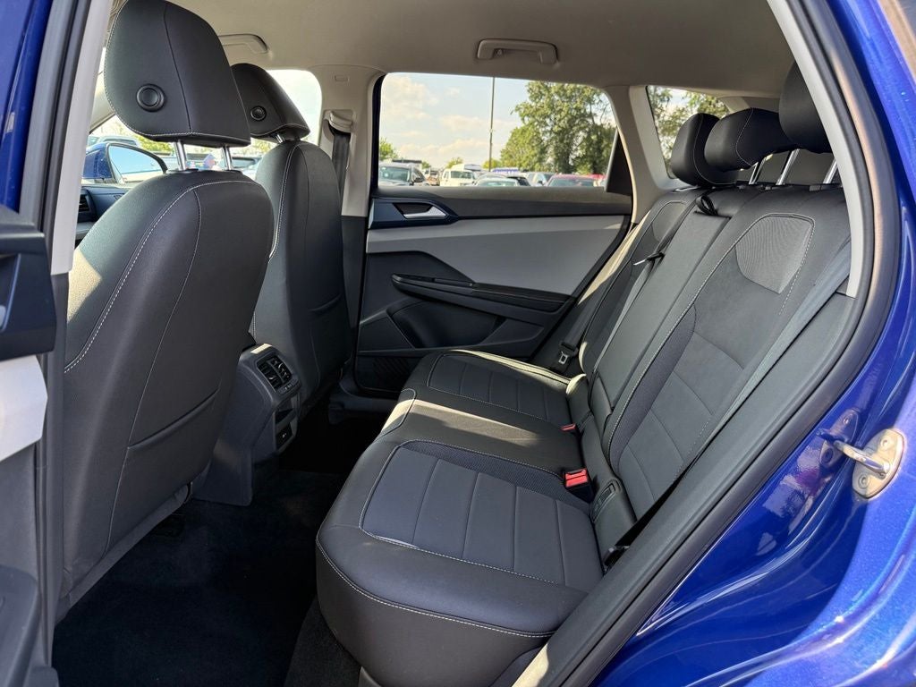 2024 Volkswagen Taos 1.5T SE