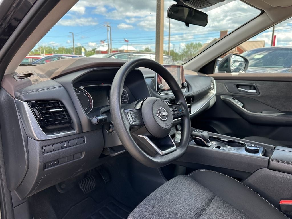 2022 Nissan Rogue SV Intelligent AWD