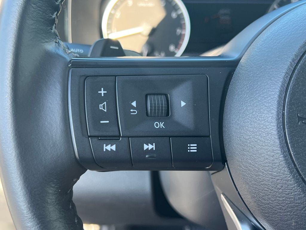 2025 Nissan Pathfinder SV 4WD