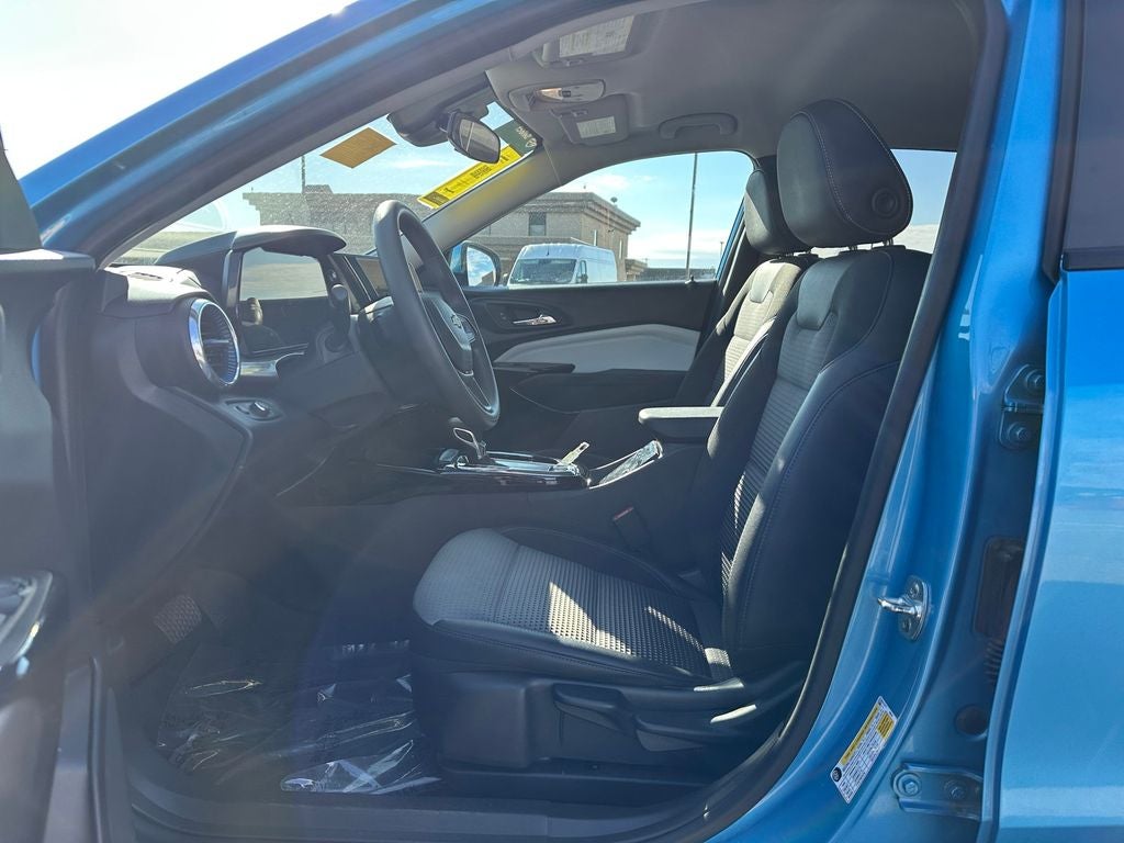 2025 Chevrolet Trax FWD LT