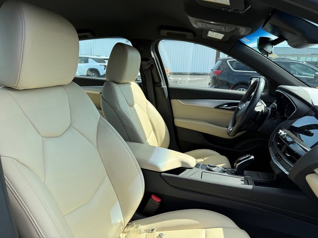 2021 Cadillac CT5 Luxury