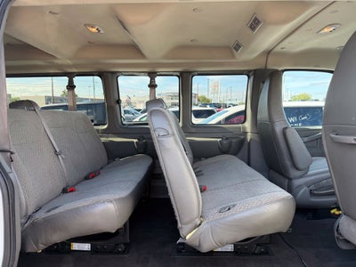 2025 Chevrolet Express Passenger 1LT
