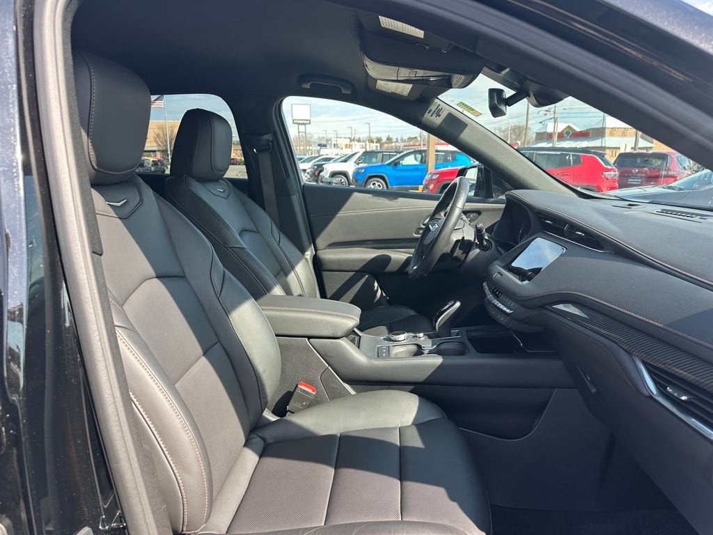 2023 Cadillac XT4 Sport