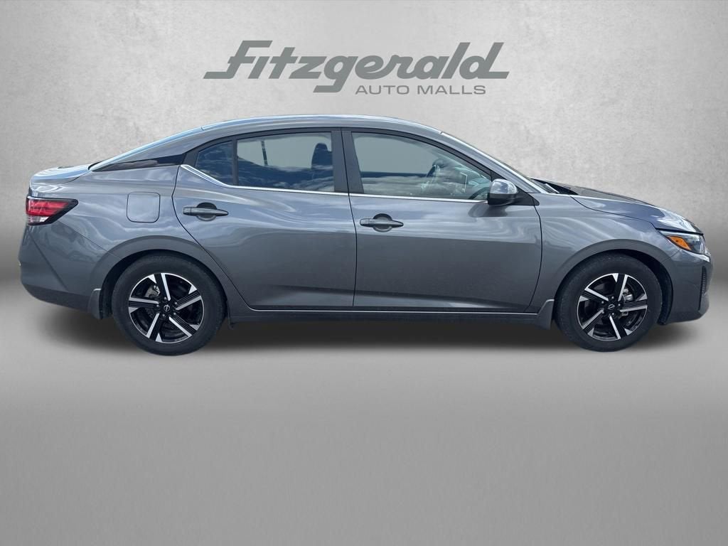 2024 Nissan Sentra SV Xtronic CVT
