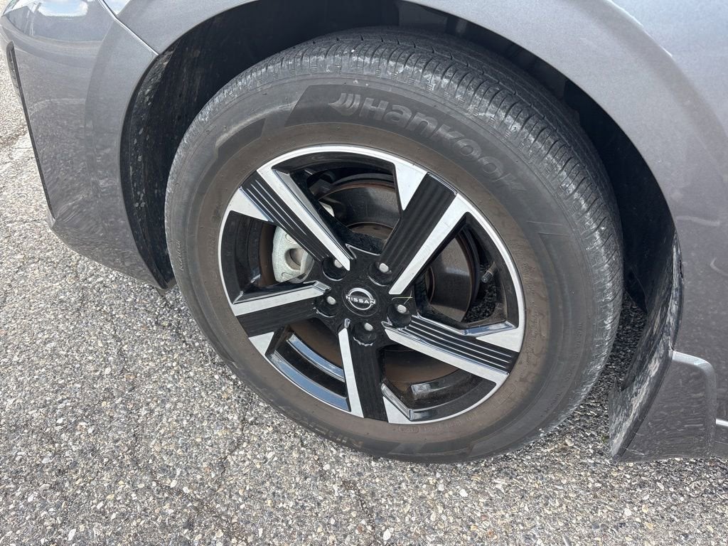 2024 Nissan Sentra SV Xtronic CVT