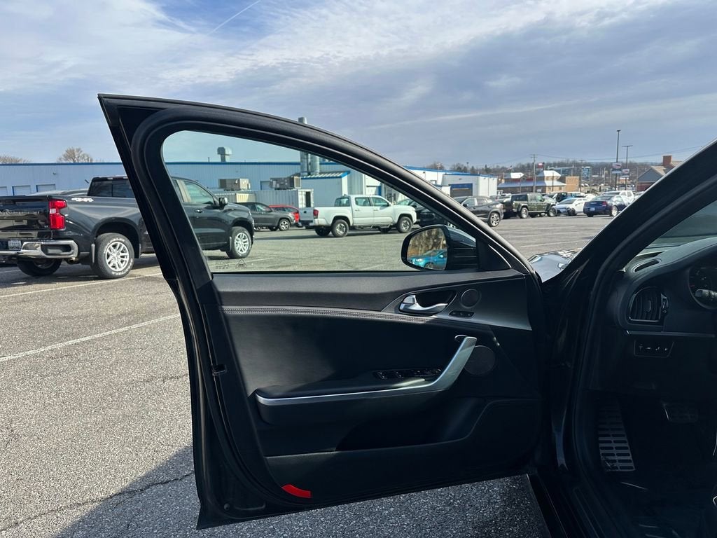 2020 Kia Stinger GT1