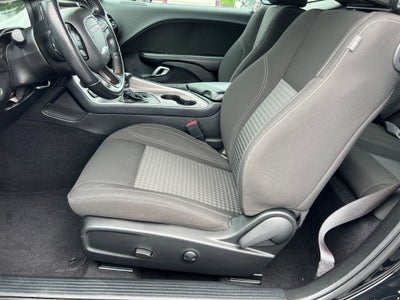 2022 Dodge Challenger SXT