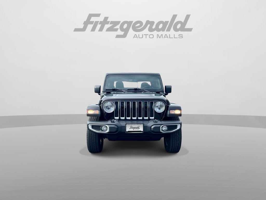 2022 Jeep Gladiator Overland