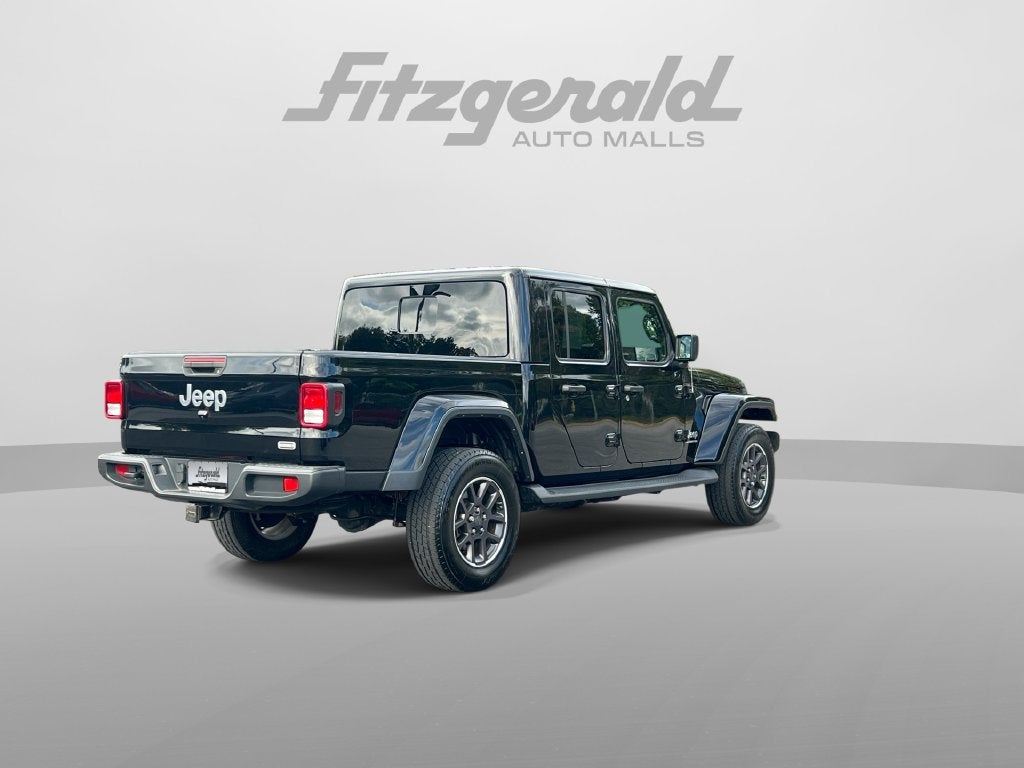 2022 Jeep Gladiator Overland