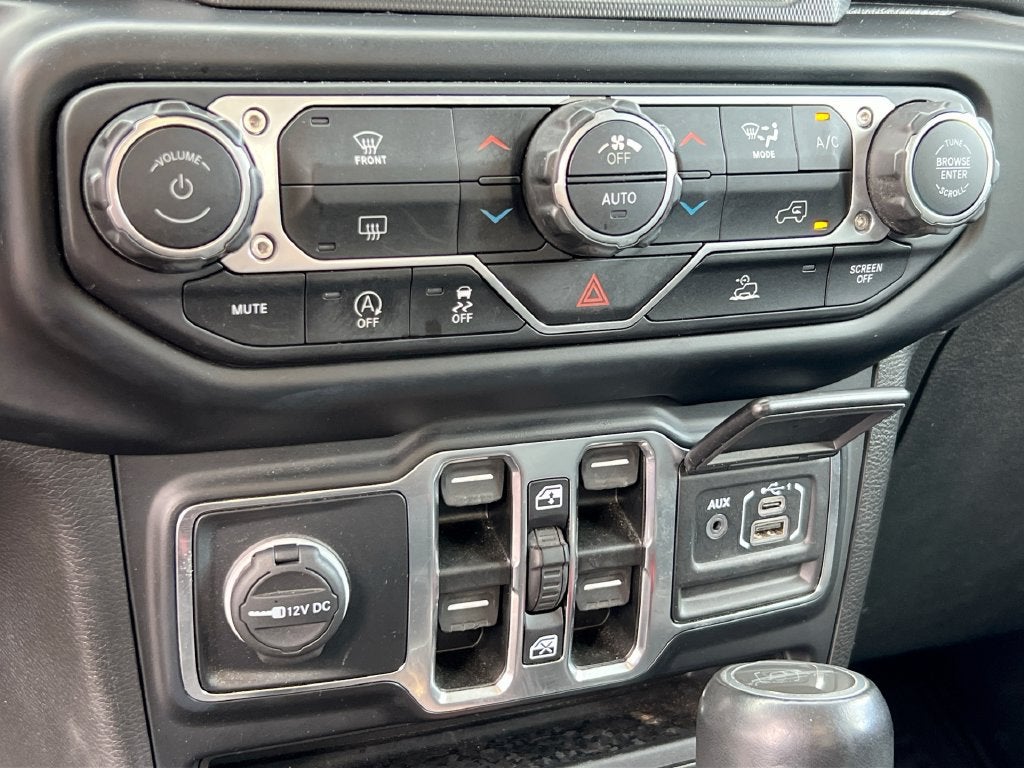 2022 Jeep Gladiator Overland