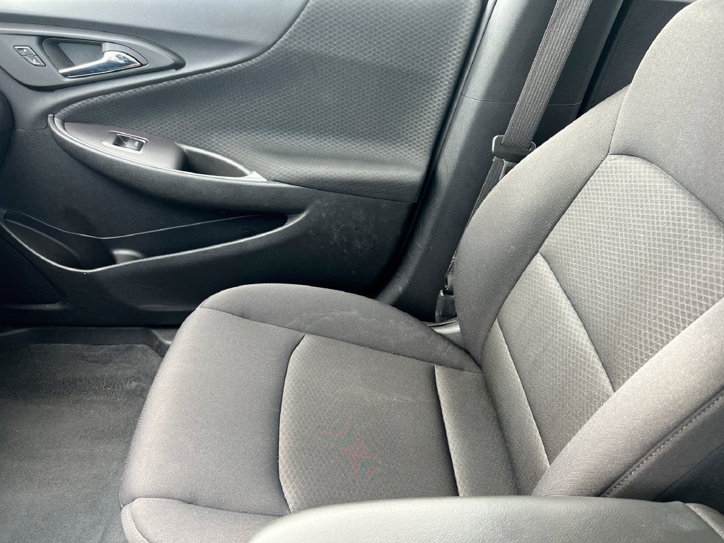 2023 Chevrolet Malibu LS